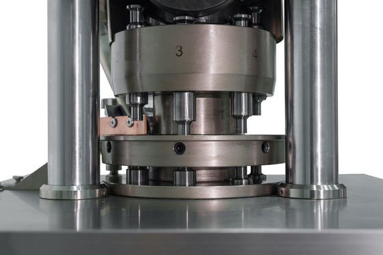 ZP5 Rotary Tablet Presss Machine Gravity Feeder GMP standard fornitore