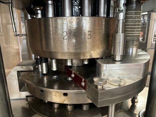 ZP11 Rotary Tablet Press Machine with 11 Stations 100 kN Main Pressure and 5.5 kW Motor Power for Pharmaceutical and Food Industries fornitore