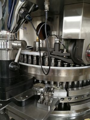 Riduca in pani la pesatura della lavorazione con utensili ad alta velocità automatica della macchina la D B della stampa della compressa fornitore